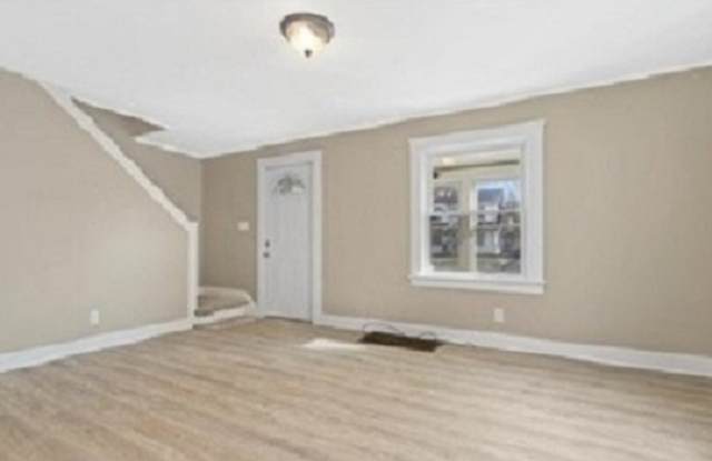 1112 East Ganson Street