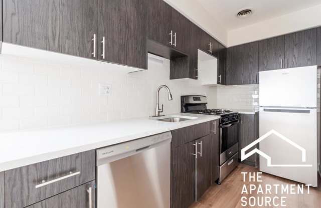 5917 North Kenmore Ave.