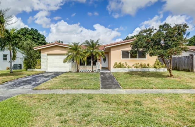 5431 Lincoln Street - 5431 Lincoln Street, Hollywood, FL 33021