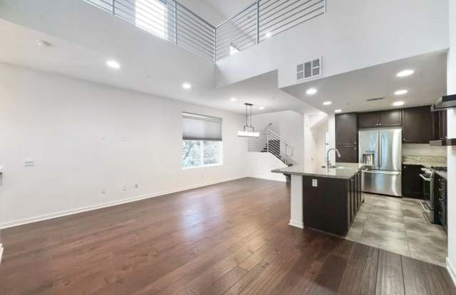 End-Unit View Townhouse in Central Park West