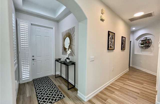 1628 Cayman Court unit: 2