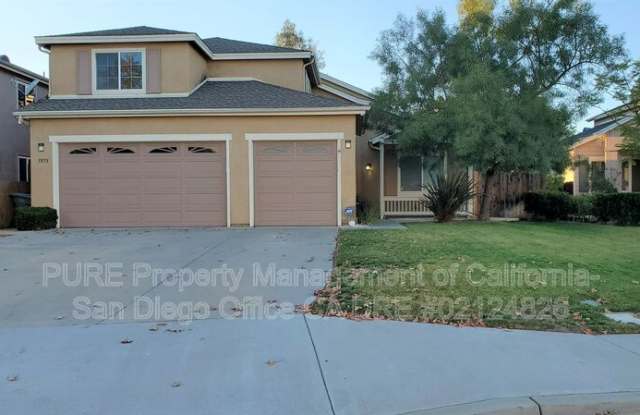 1073 Princess Kyra Pl