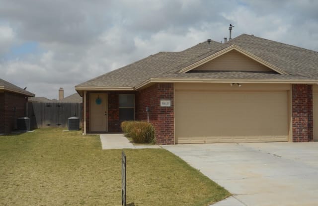 9804 Ave W Avenue - 9804 Avenue W, Lubbock, TX 79423