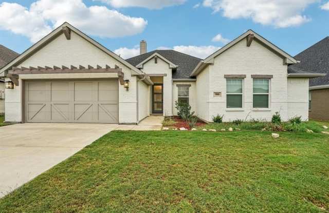 Photo of 908 Tesslynn Avenue