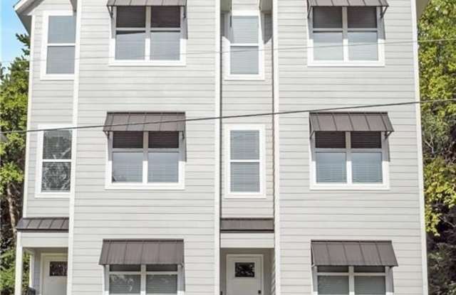 Photo of 1508  N Gregg  AVE