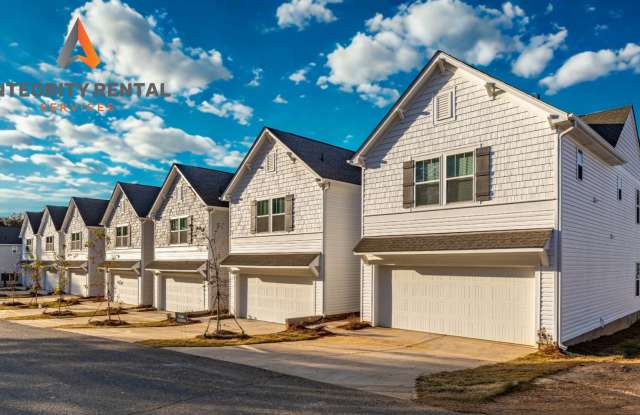 Photo of 3BD Townhome Convenient to Hwy 74/ Minutes to Bypass- JANUARY MOVE IN