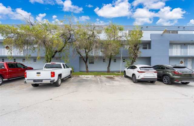 9363 Fontainebleau Blvd