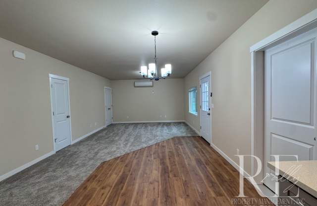 50% OFF FIRST MONTH'S RENT!!!