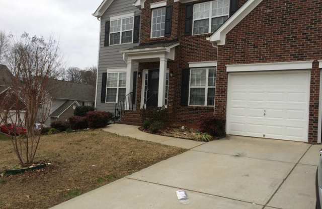 101 Carissa Ct