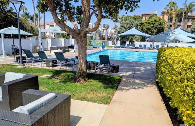 Photo of 7100 Playa Vista Dr unit: 120