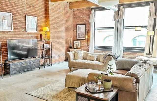 1015 Washington Avenue