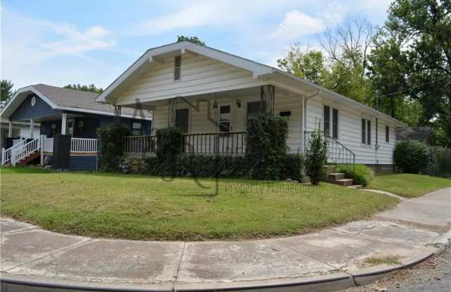 Photo of 1801 South Olive Street