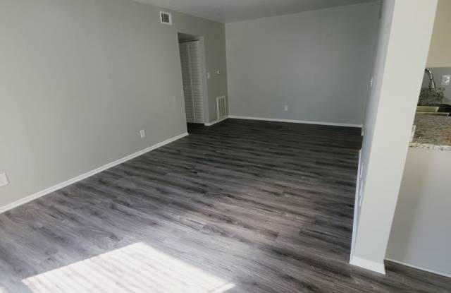 Sugarbush Apartments