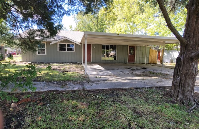 2376 Eastgate Dr - 2376 Eastgate Drive, Baton Rouge, LA 70816