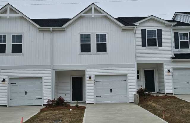 Photo of Like-New townhome in Concord
