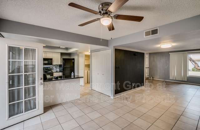 1632 East Donner Drive
