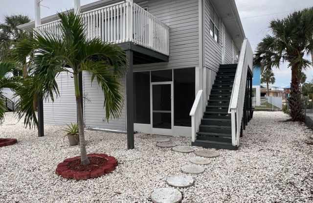 Photo of 128 EUCALYPTUS CT Unit B