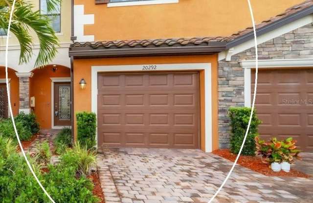 20292 LAGENTE CIRCLE