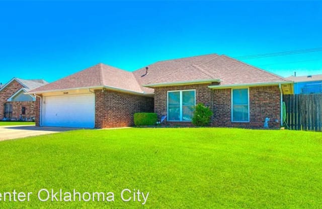 2440 East Hills Dr - 2440 East Hills Drive, Moore, OK 73160