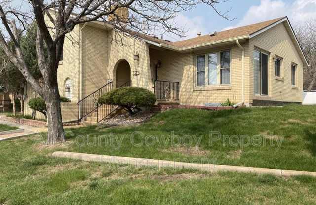 3307 Hynds Blvd