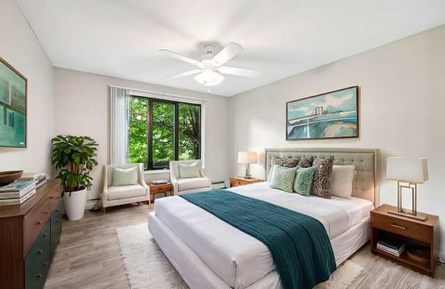 Windsor South Apartments