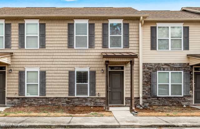 404 Sullivan Loop Road