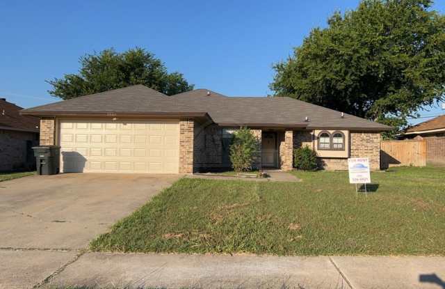 Photo of 3820 Water Oak, Killeen