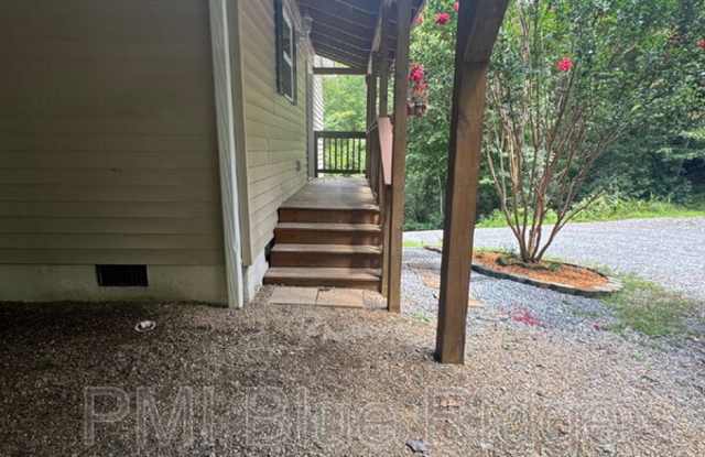 221 Indian Ridge Trail