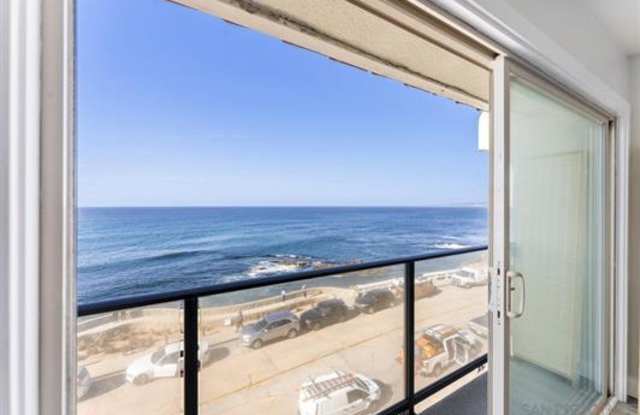 Photo of 909 Coast Boulevard