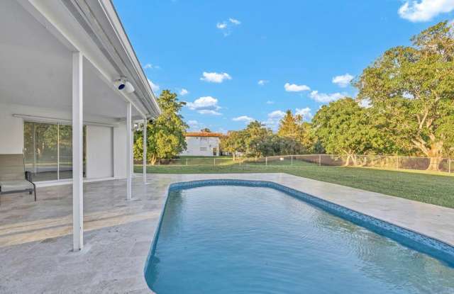 Photo of 290 NW 65th Avenue, Margate, FL 33063