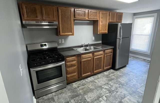 90 Clinton Avenue - 3