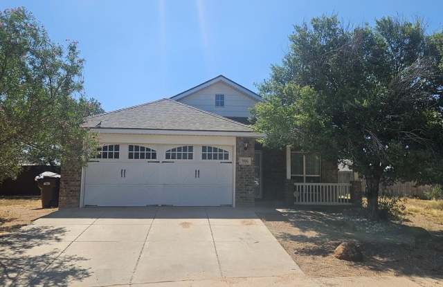 916 Mays Dr