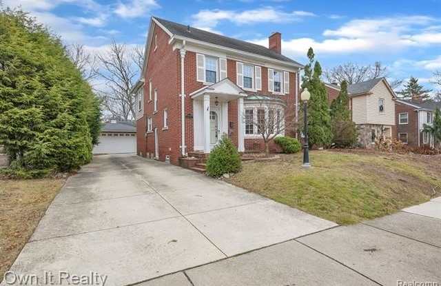 24640 FAIRMOUNT Drive