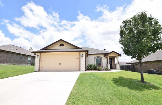 914 Karey Dr - 914 Karey Drive, Temple, TX 76502