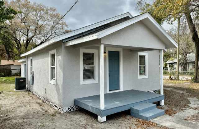 Fully Remodeled 2/1 in the heart of Tampa