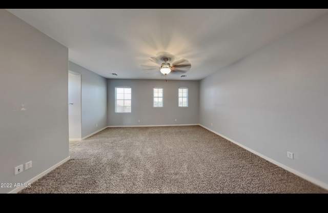 Photo of 10514 East Neville Avenue