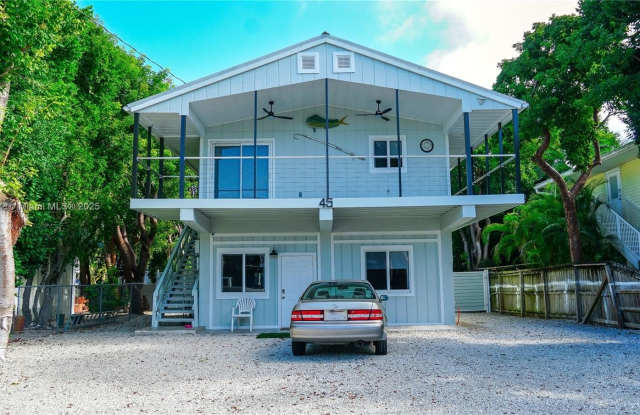 Photo of 45 Gumbo Limbo Ave