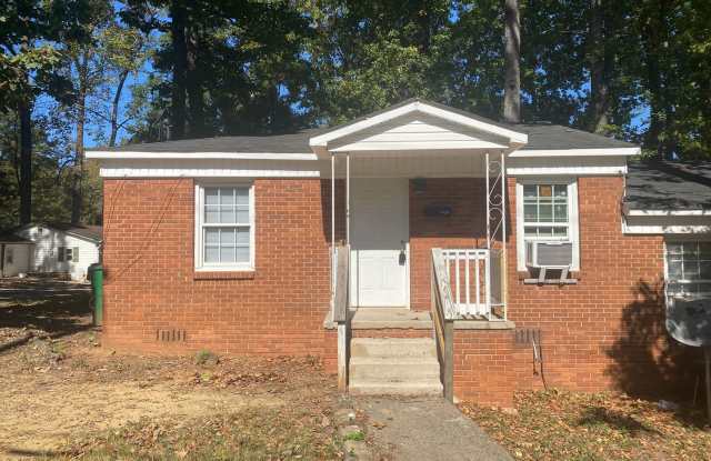 Photo of Cozy 2-Bedroom 1-Bath in Charlotte