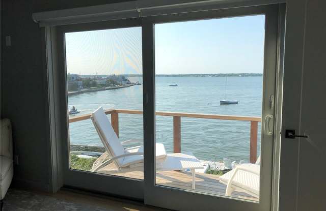 416 Dune Road