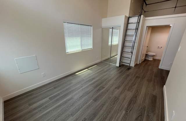 Photo of 136 West San Ysidro Boulevard - 1