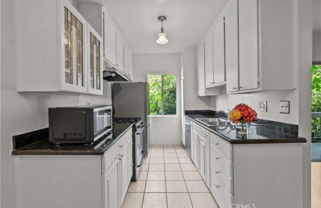 5055 Coldwater Canyon