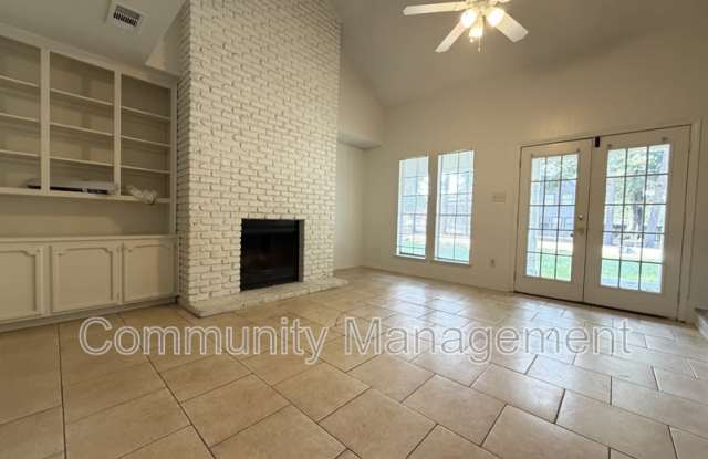 3417 King Bradford Dr