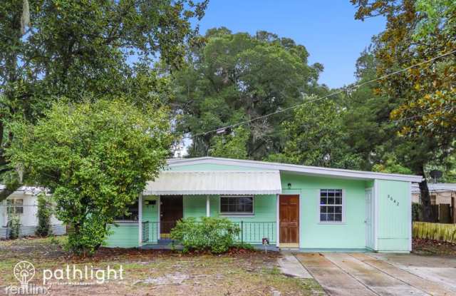 5642 Dickson Road UNIT