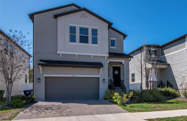 7713 S SHAMROCK ROAD