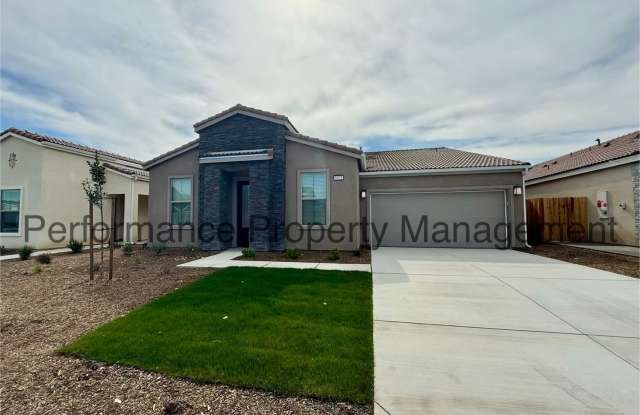 New Construction 5 Bed/3 Bath Home in SW Bakersfield w/ Solar, RBP  $0 Deposit Option