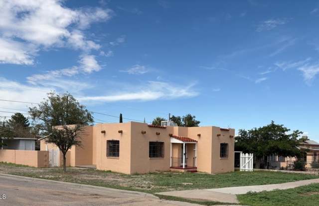 3801 Mountain Avenue