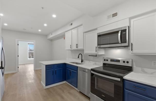 48 South Carrollton Avenue - 2