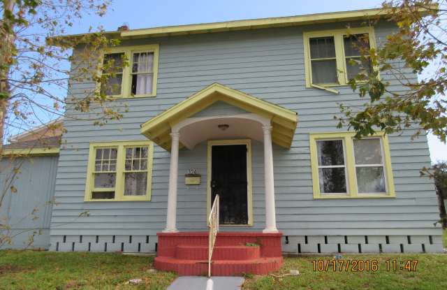 324 North Peninsula Drive