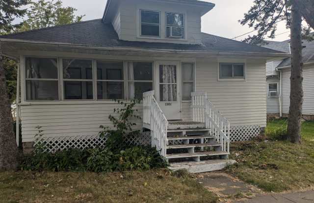 Photo of 1301 Stuart Street - 1301