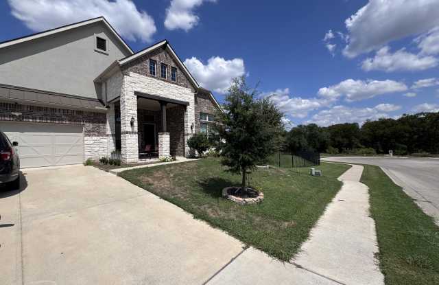 Photo of 513 Lambert Cove